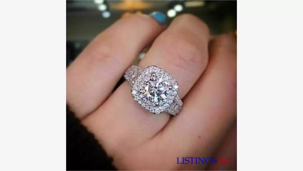 ₦4,000 Sapphire Proposal Ring | Lagos, Alimosho, Akesan | Nigeria