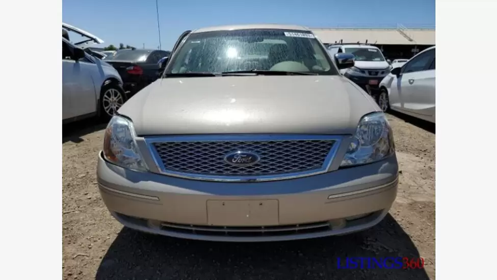 ₦600,000 2006 FORD FIVE HUNDRED LIMITED FOR SALE CALL ON: 07045512391