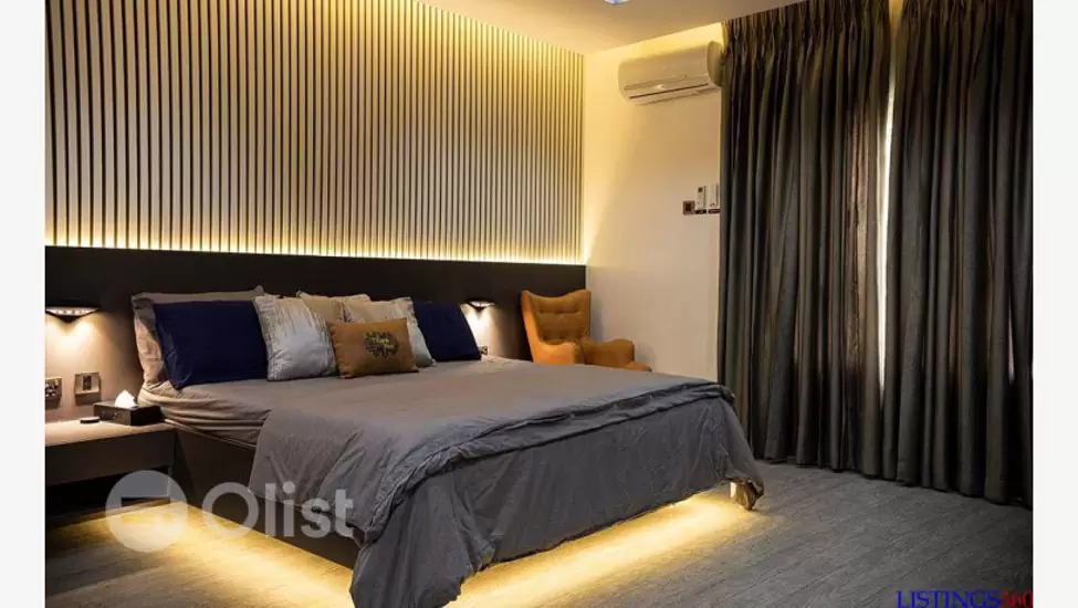 ₦112,875 Luxury 2 bedroom apartment with an in-house cinema- Agnes